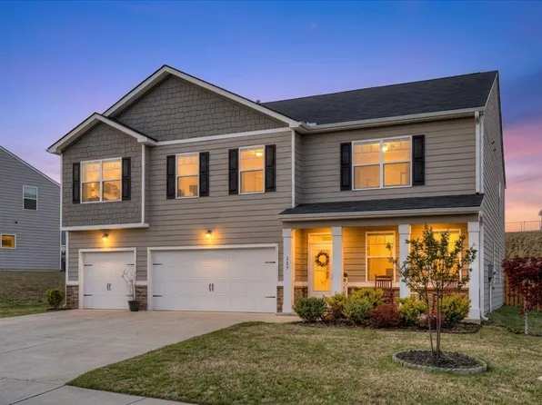227 Donnington Ct, Aiken, SC 29801