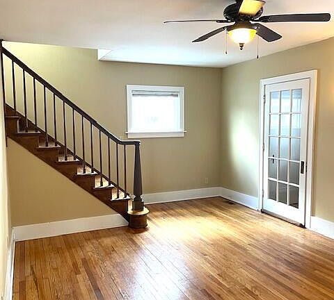 5th image of 710 N Hayford Ave