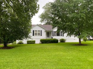 104 Jett St, Aberdeen, MS 39730