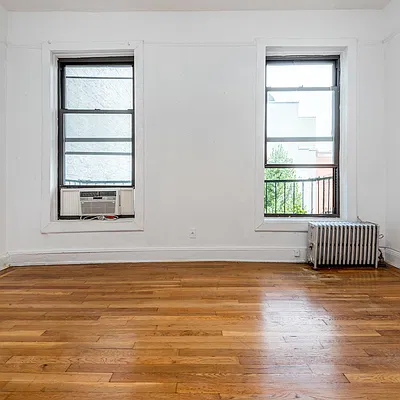 Rented by Nooklyn NYC LLC | media 11