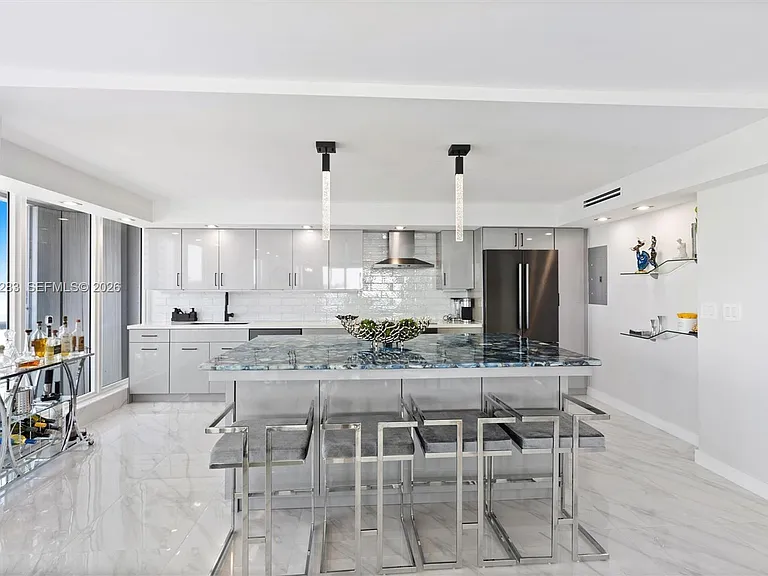 2100 S Ocean Ln #502 — Photo 11