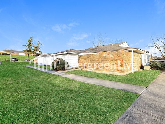 2nd image of 5827 Troy Villa Blvd