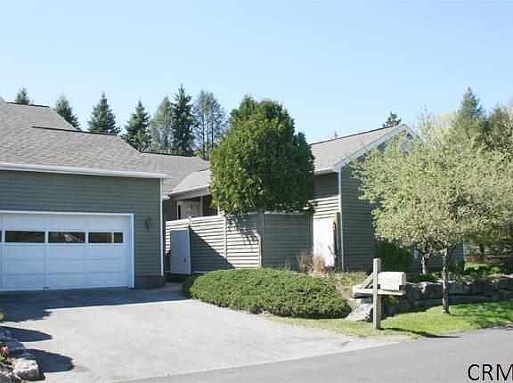 2nd image of 3 Saratoga Cir