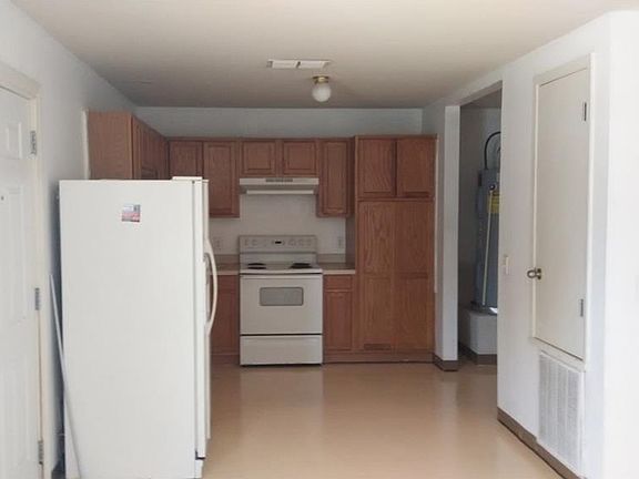 2nd image of 2851 Highland Ave APT 202