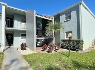 2820 Somerset Park Dr APT 202, Tampa, FL 33613