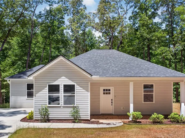152 Quail Hollow Cir, Westminster, SC 29693