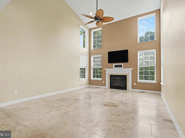 228 Leffler Cir — Photo 11