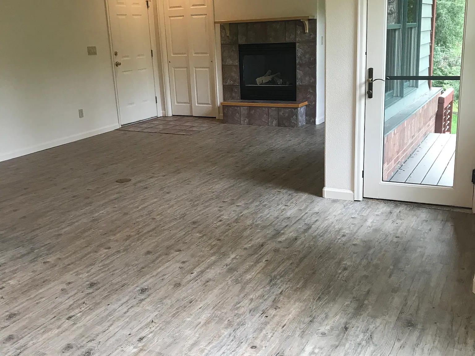 655 Gold Rivers Ct — Photo 4