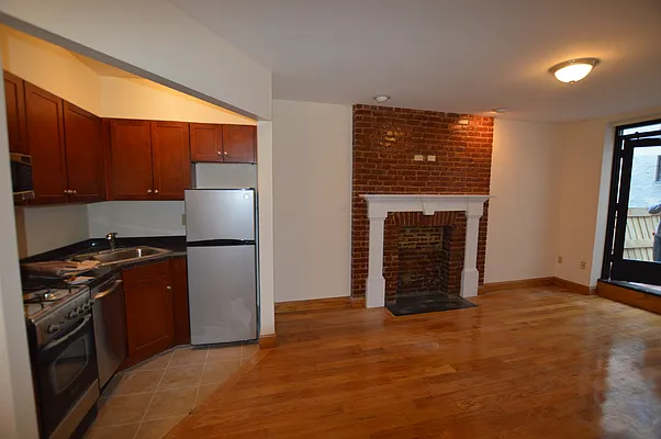 Rented by City Stop Realty | media 26