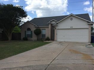 305 Pheasant Cv, Hutto, TX 78634