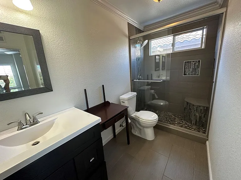 2941 Avenida Castana — Photo 27