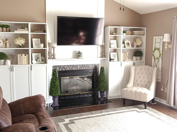 4th image of 1415 Windgrove Ln