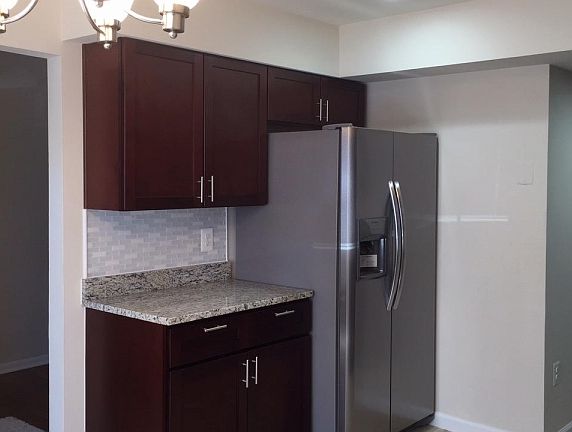 3rd image of 3512 Cranmer Mews