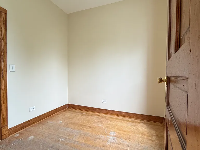 2022 N Lawler Ave #2 — Photo 9