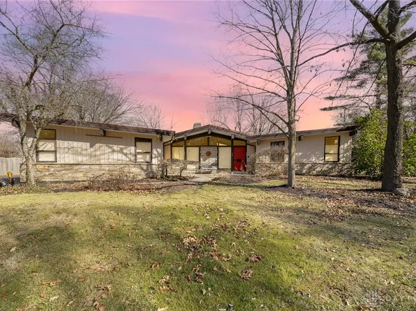 519 Valewood Ln, Dayton, OH 45405
