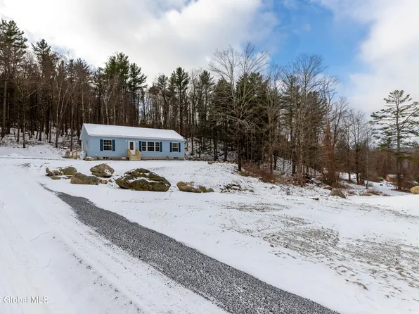 14 Cunningham Hill Road, Canaan, NY 12029