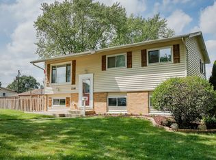 1366 Terry Rd, Glendale Heights, IL 60139