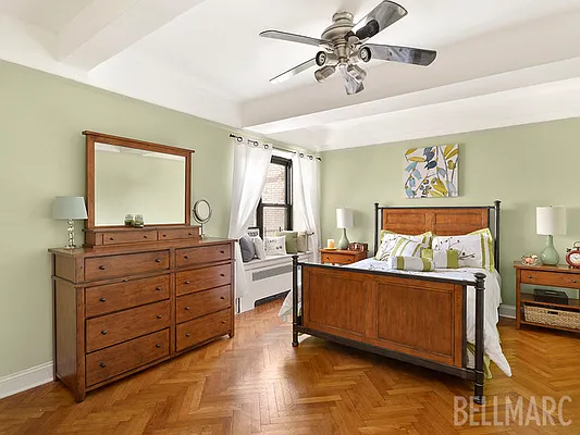 Sold by Bellmarc Realty | media 18