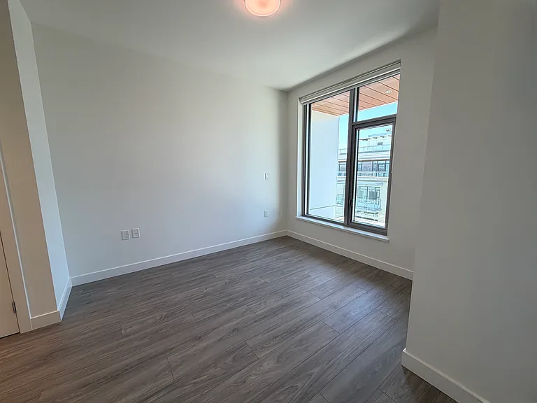 755 Harbourside Dr #714 — Photo 14