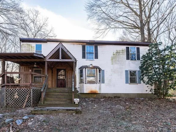 279 Lynch Hill Road, Montville, CT 06370