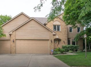 5602 Braeside Ct, Dublin, OH 43017