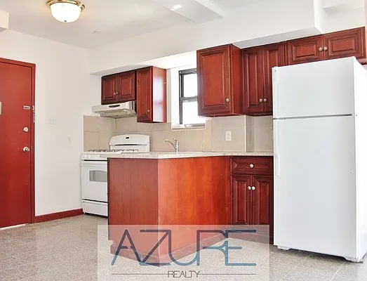 Rented by Azure Realty NY LLC | media 3