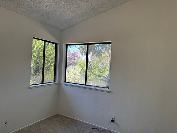 5th image of 3525 Feller Ave