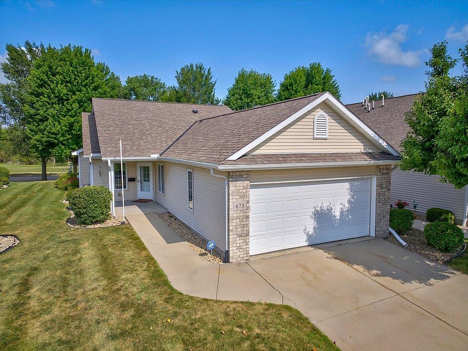 1st image of 673 Springbrook Cir #65