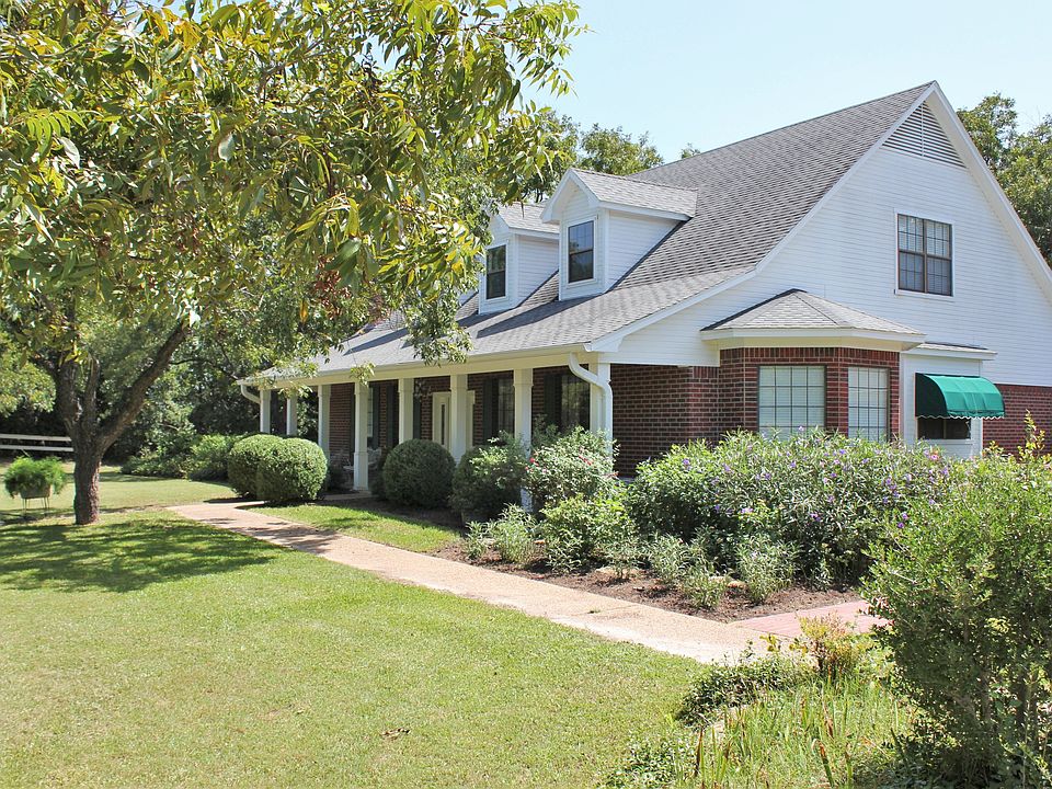 1st image of 768 Leroy Pkwy