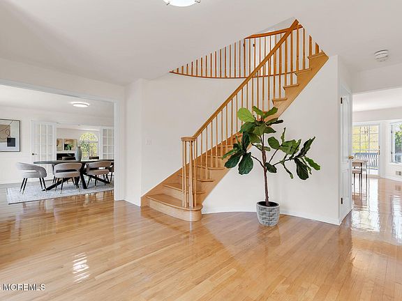5th image of 7 Shira Lane