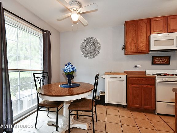 3rd image of 1150 Mount Vernon Ct #E