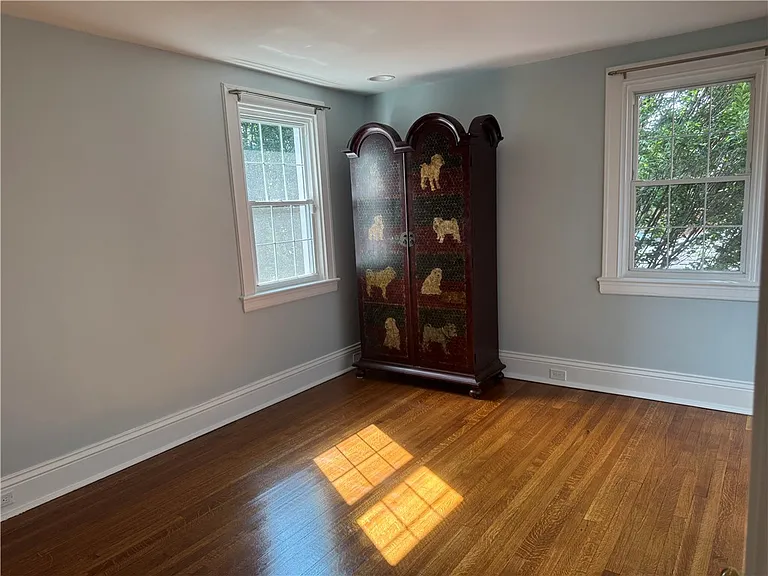 703 Saint James St — Photo 46