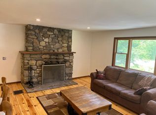 4 Cross Rd, Sunapee, NH 03782