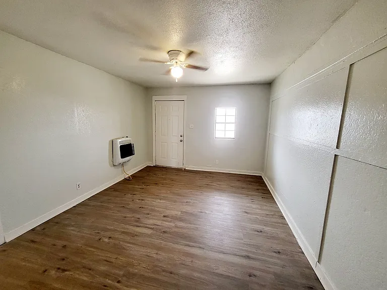 1501 Sycamore St #A — Photo 6
