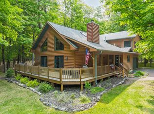 8250 Maplewood Ln #16, Eagle River, WI 54521