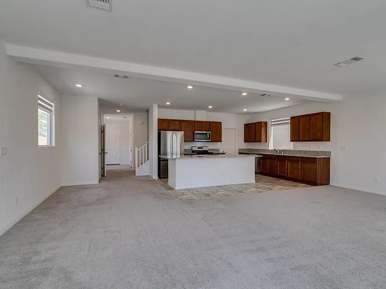 10303 Dallington St — Photo 14