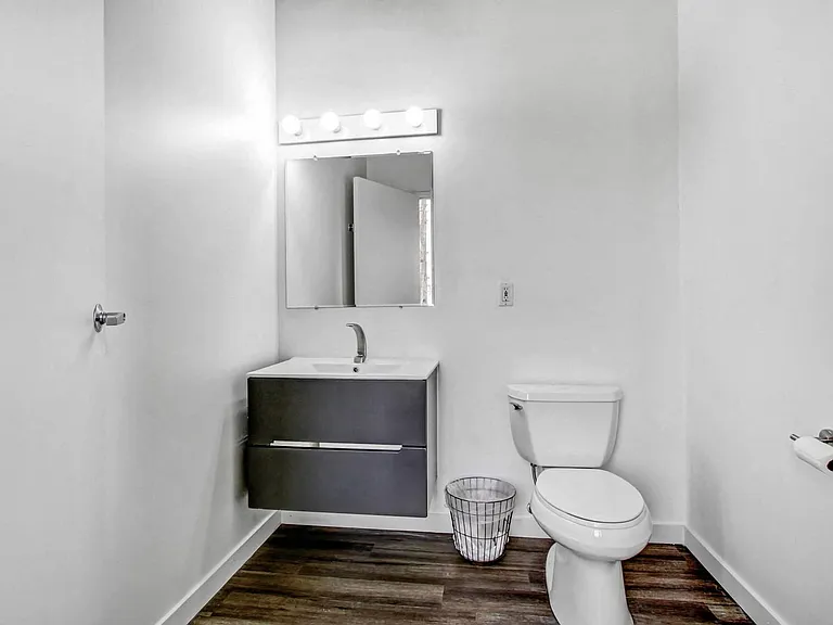 RiverFront live - Work Lofts — Photo 115