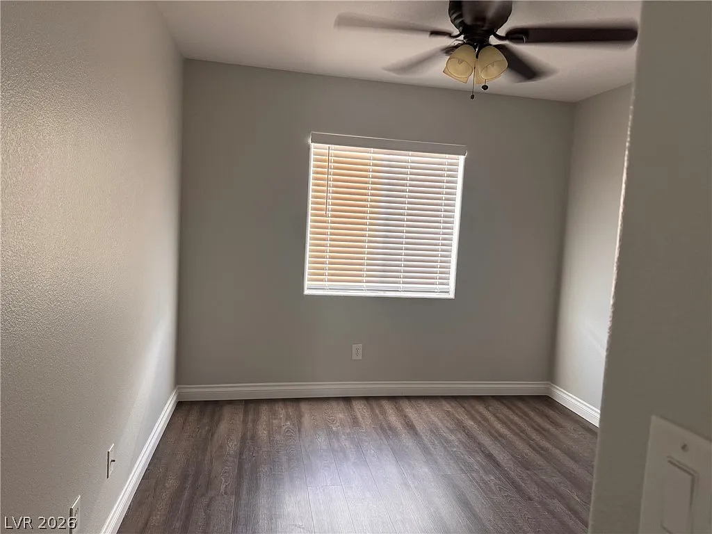 4 bed, 2.5 bath, 1992 sqft, $1,950 — Photo 4