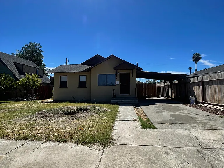 416 Mill St — Photo 15