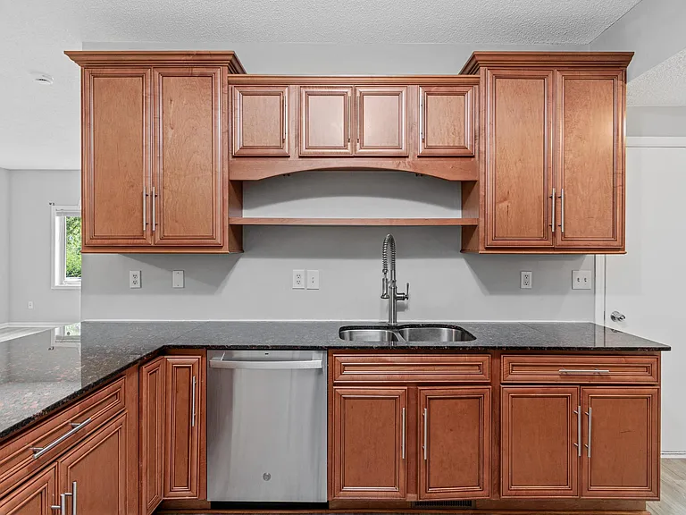 1234 Crystal Pl E — Photo 12