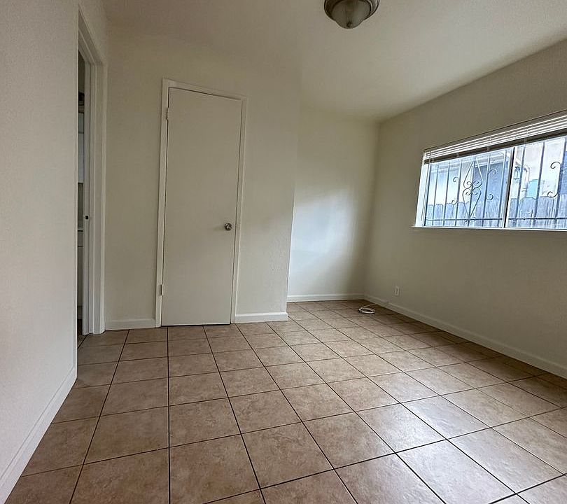 1st image of 2120 Dumbarton Ave #1