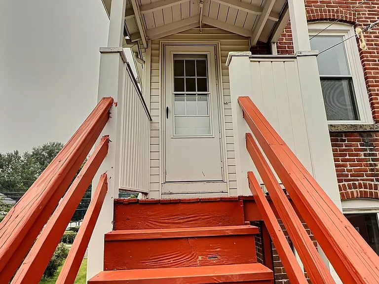 290 Wakelee Ave #2 — Photo 9