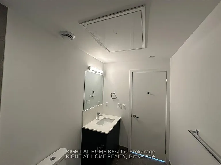 1608 Charles St #184-F — Photo 25