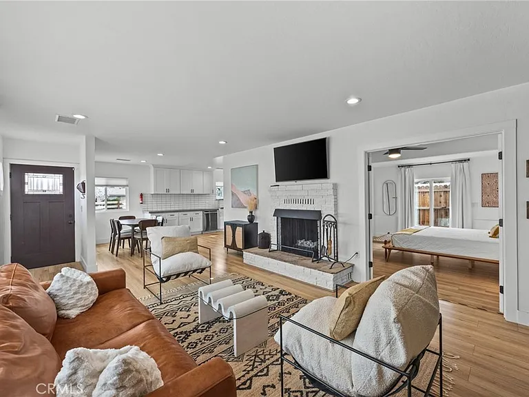 55585 Onaga Trl — Photo 7