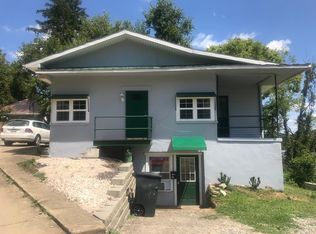 260 1/2 E State St, Athens, OH 45701