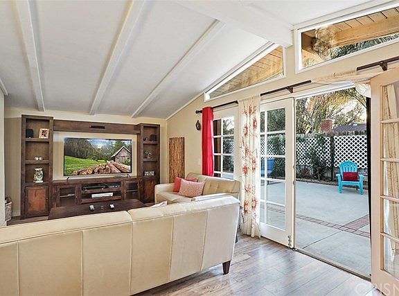 4th image of 7943 Sale Ave