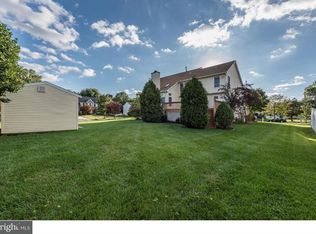 500 Monmouth Dr, Mount Laurel, NJ 08054