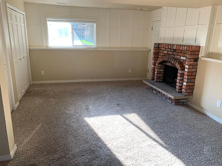 2219 Ouray Ct — Photo 9