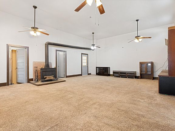 2nd image of 2400 W Q St #1