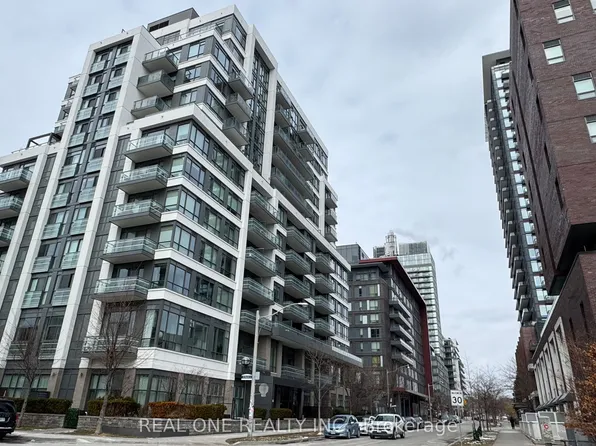 200 Sackville St #402, Toronto, ON M5A 0C4